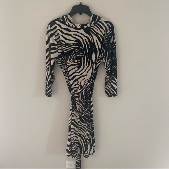 Liz Claiborne Faux Wrap Zebra Print Dress - M - Picture 3 of 5